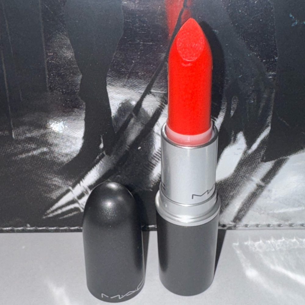 MAC Rouge Noir Lipstick